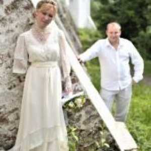 Rosyjski folk suknia ślubna